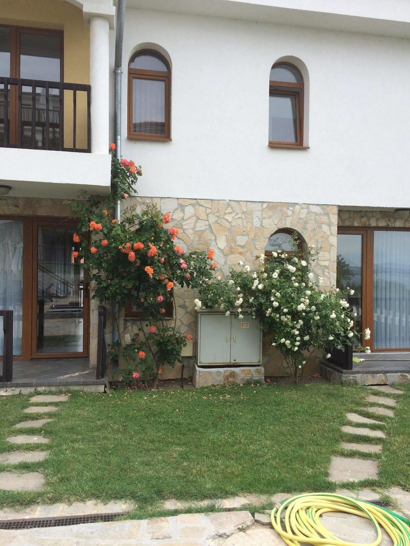 Tsb Sun Coast Apartments Sveti Vlas Eksteriør billede